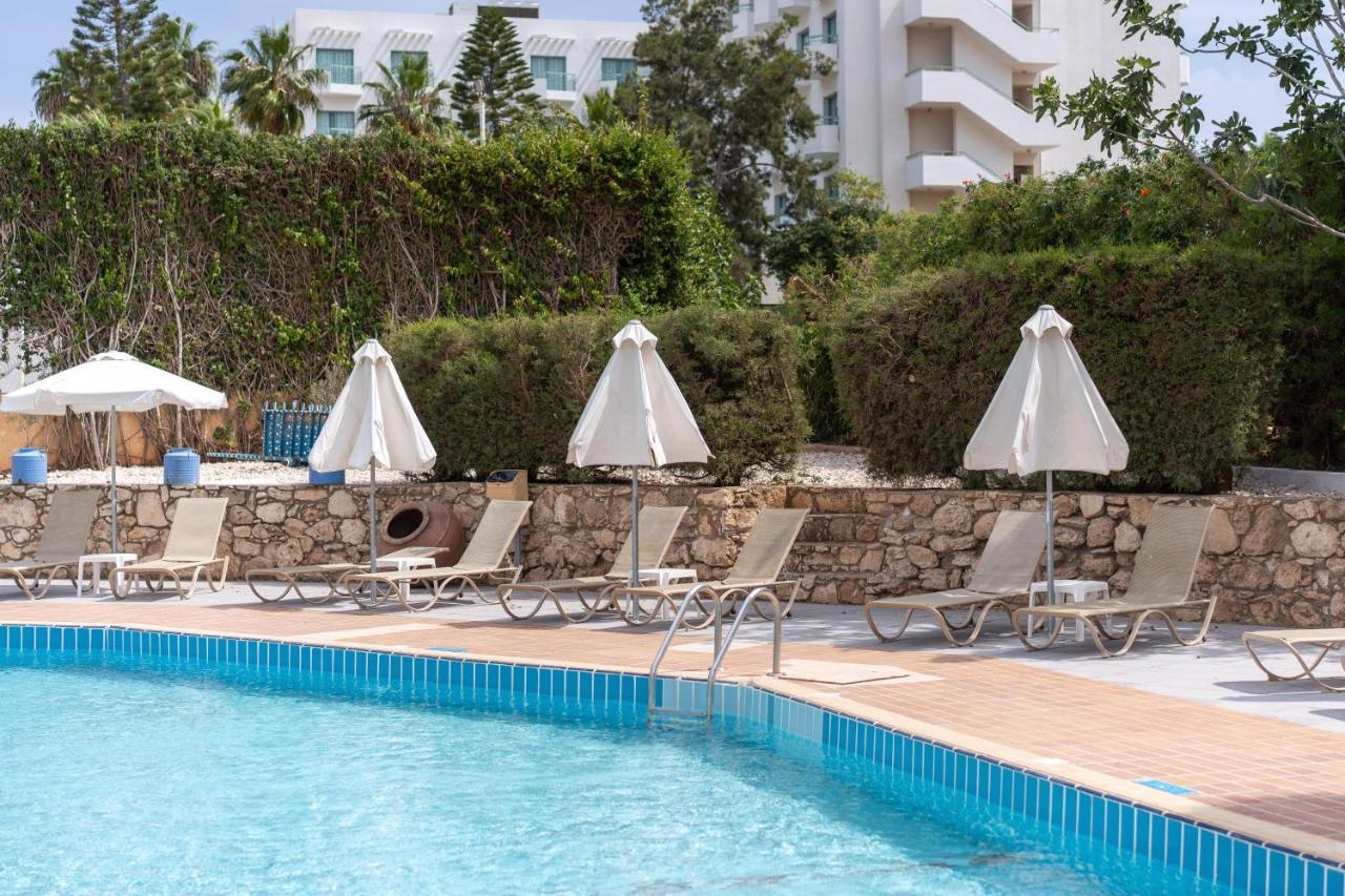 Flora Hotel Apartments Protaras Exterior foto